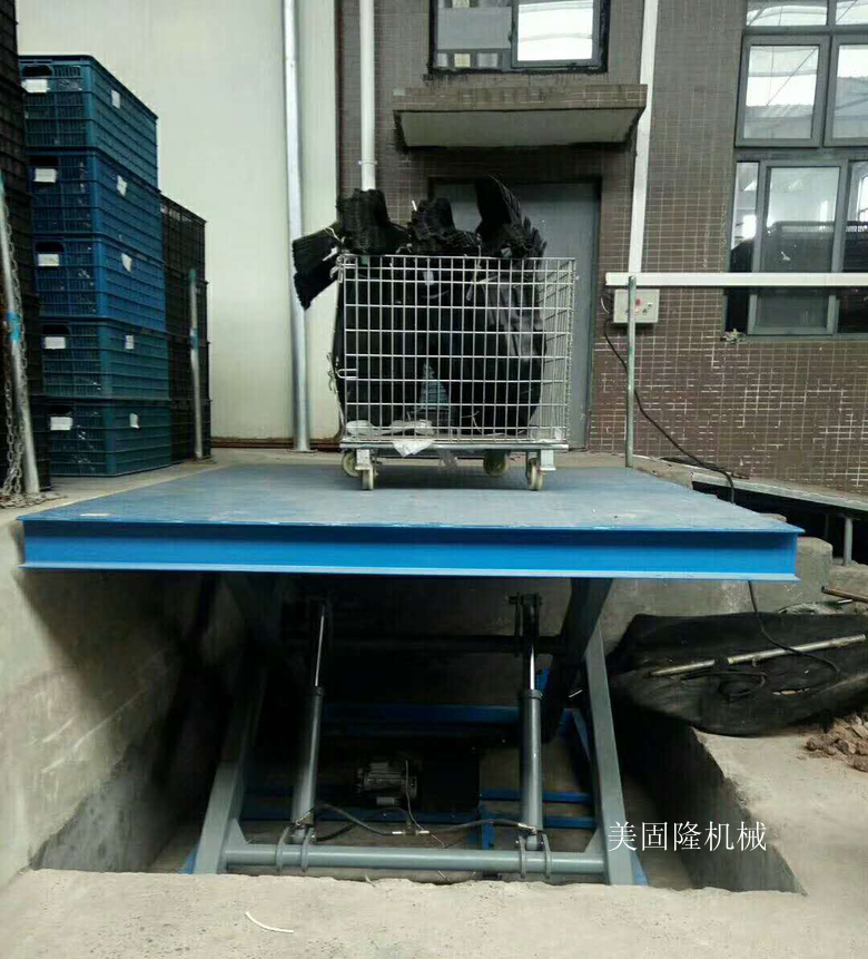 随州固定式升降货梯厂家
